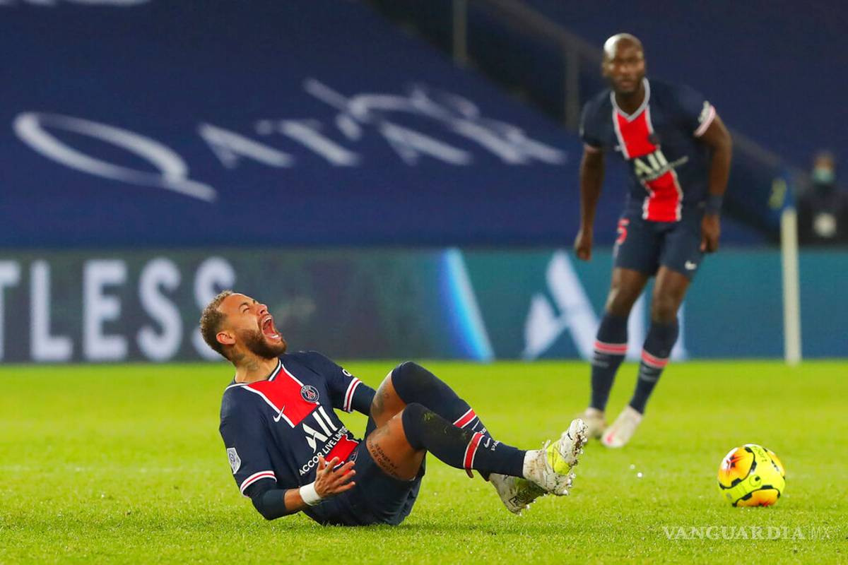 PSG revela que la lesión de Neymar es 'tranquilizadora'