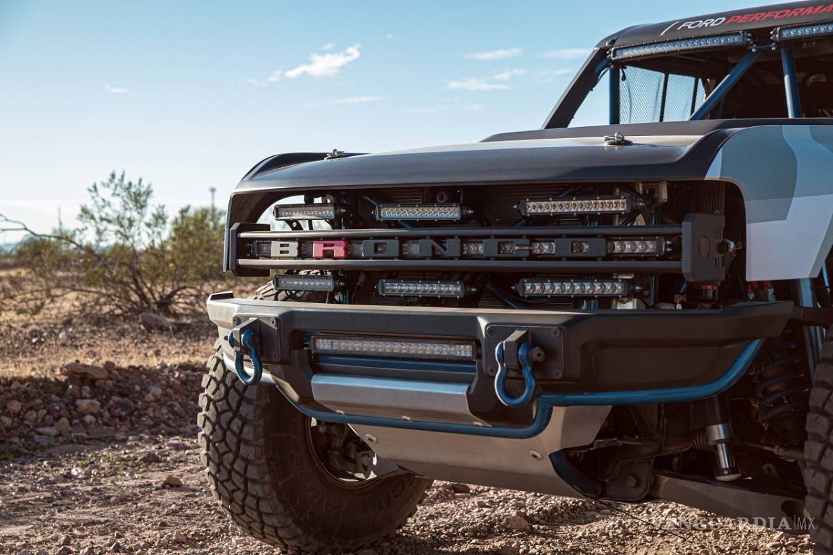 $!Ford casi nos deja ver a su nueva Bronco, con una versión para la Baja 1000