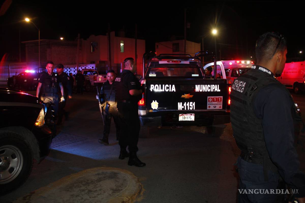 Hurtan mercancía y dinero de un expendio de cerveza