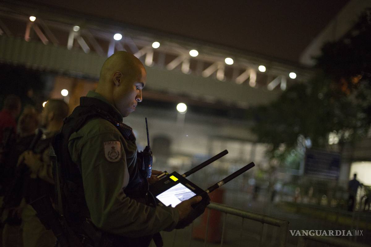 Presos realizan motín y toman rehenes en cárcel de Brasil