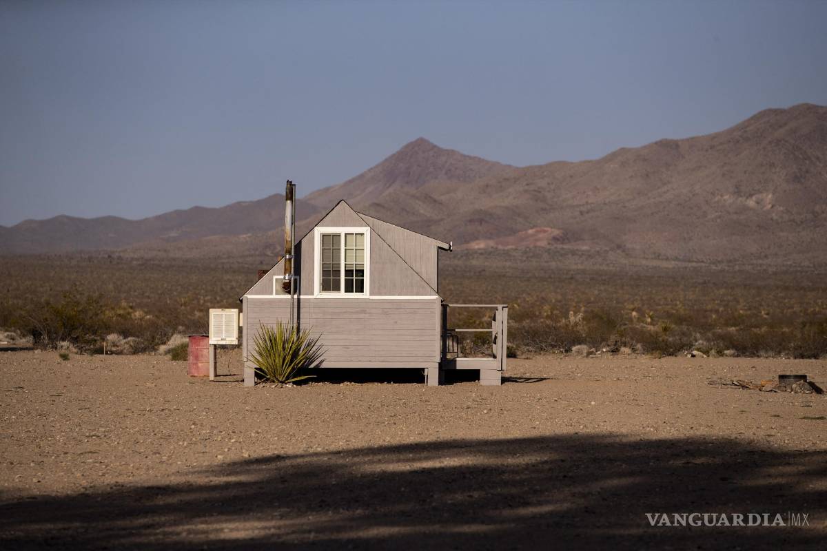 Conoce en fotografías la ciudad de Nipton, en el desierto de California, que se vende de nuevo
