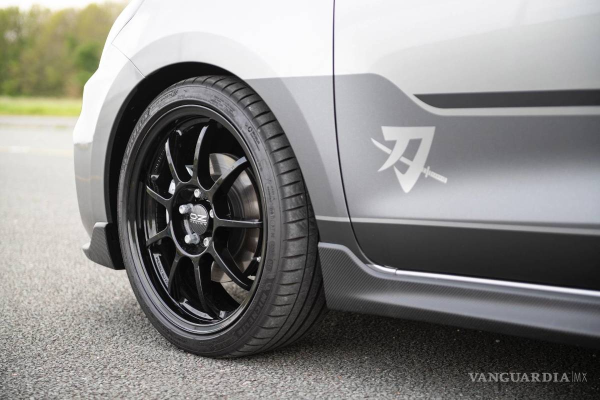 $!Suzuki Swift Sport Katana 2020, inspirado en la mítica moto, con carrocería ancha y estilo agresivo