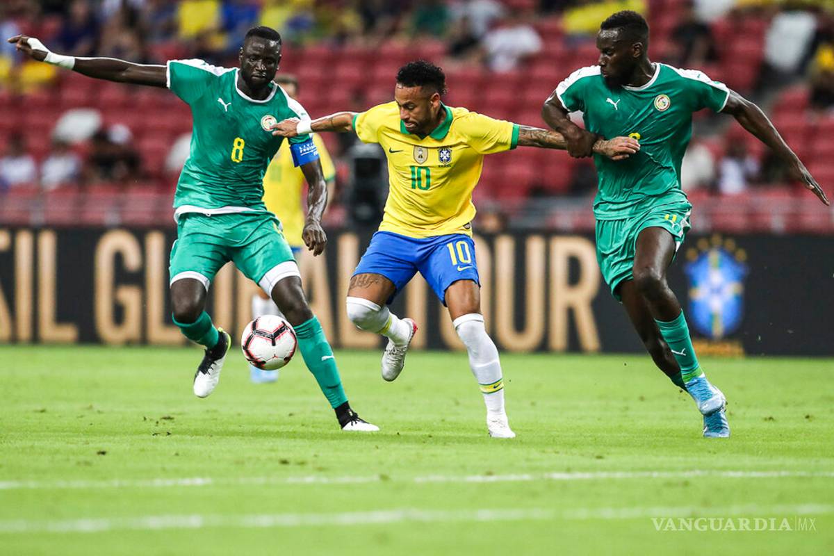 Senegal y Brasil empatan en el partido 100 de Neymar