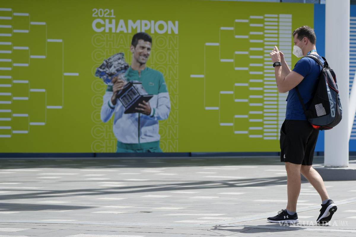 ¿Por qué los grandes atletas, como Novak Djokovic, se niegan vacunarse contra COVID-19?