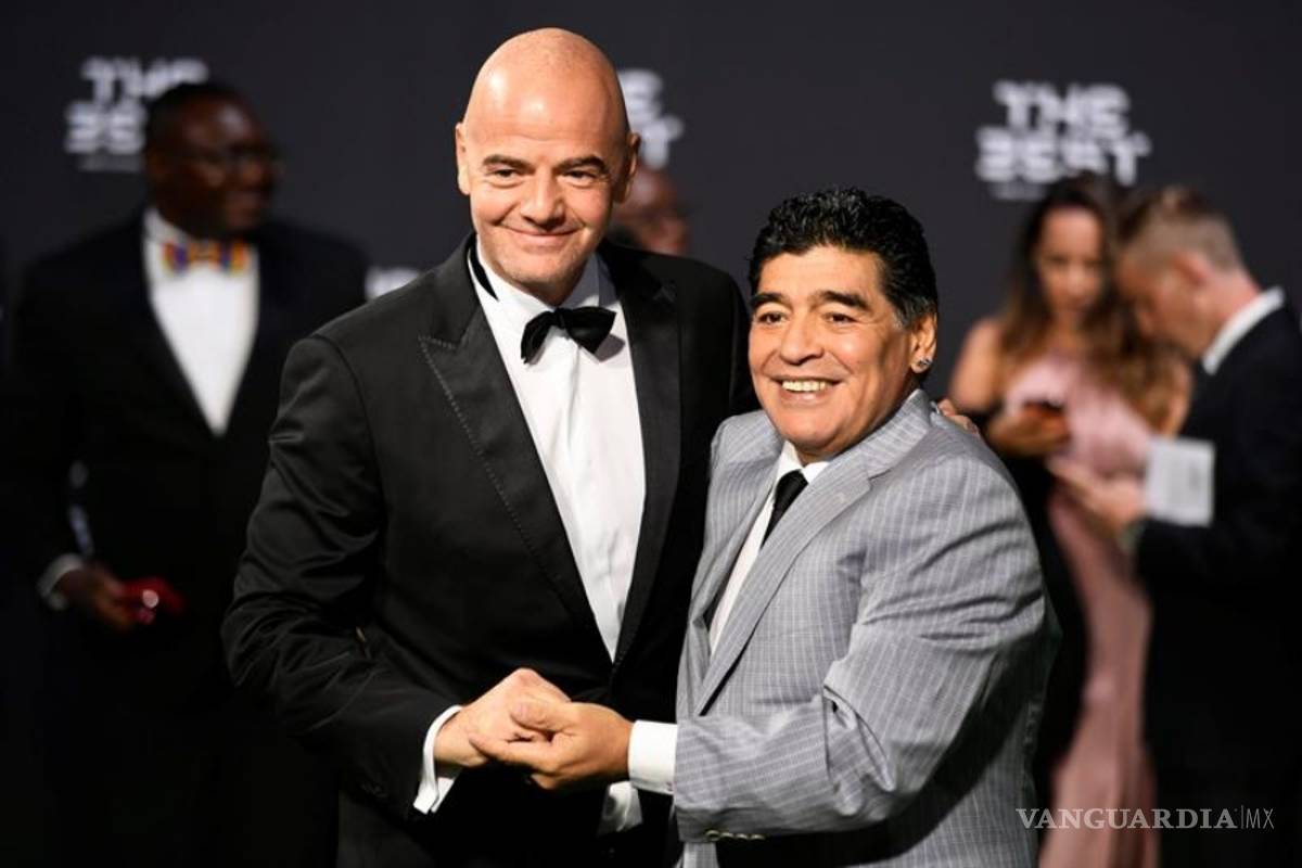 Maradona hace las paces con la FIFA