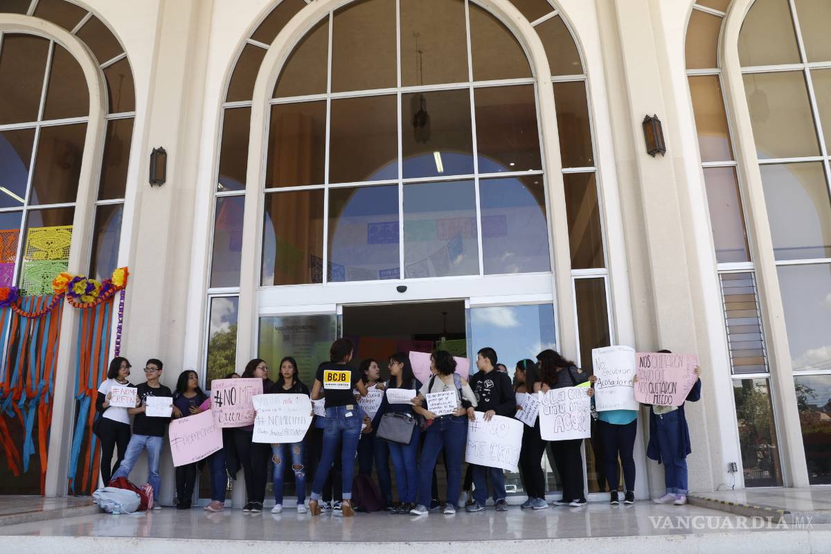 Analiza Universidad Autónoma de Coahuila modificar protocolo contra acoso