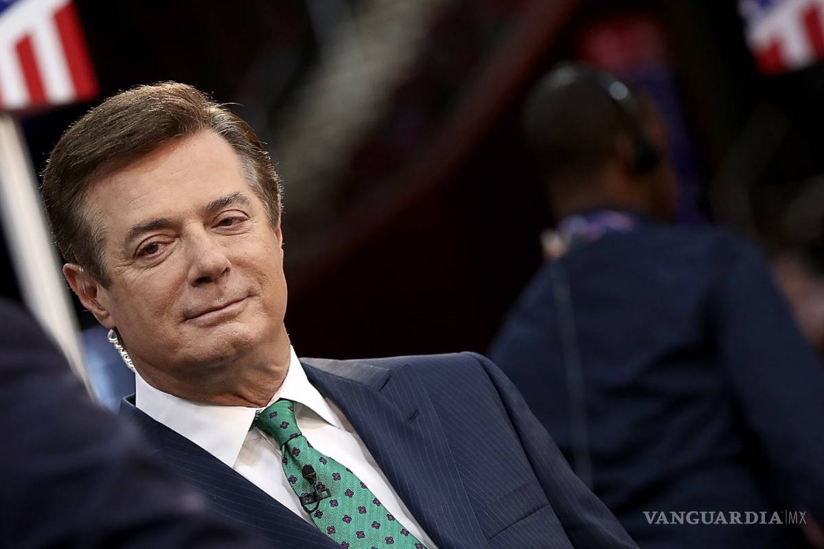 Ex jefe de campaña de Trump se entrega a FBI