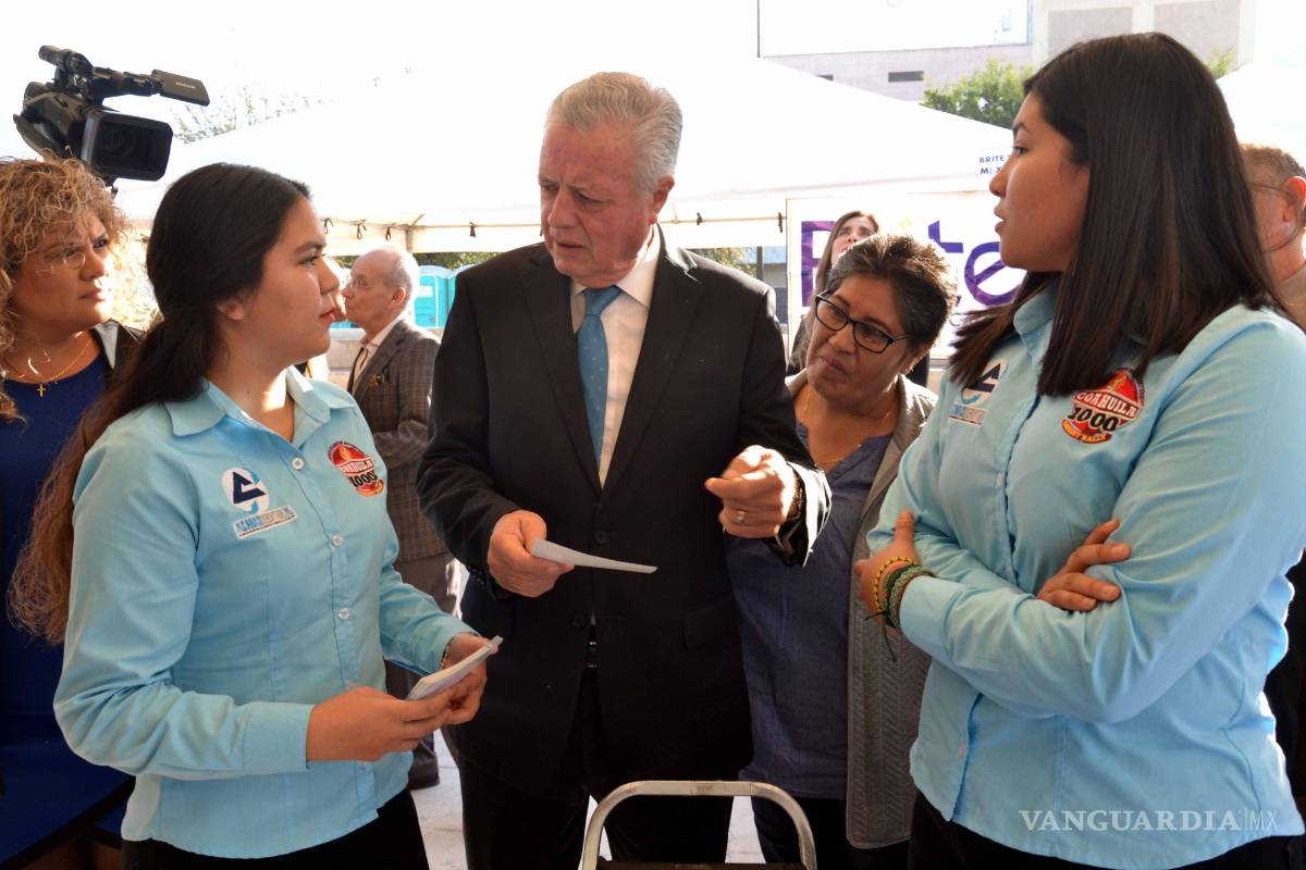 Más de 60 empresas ofertan en Torreón 700 vacantes