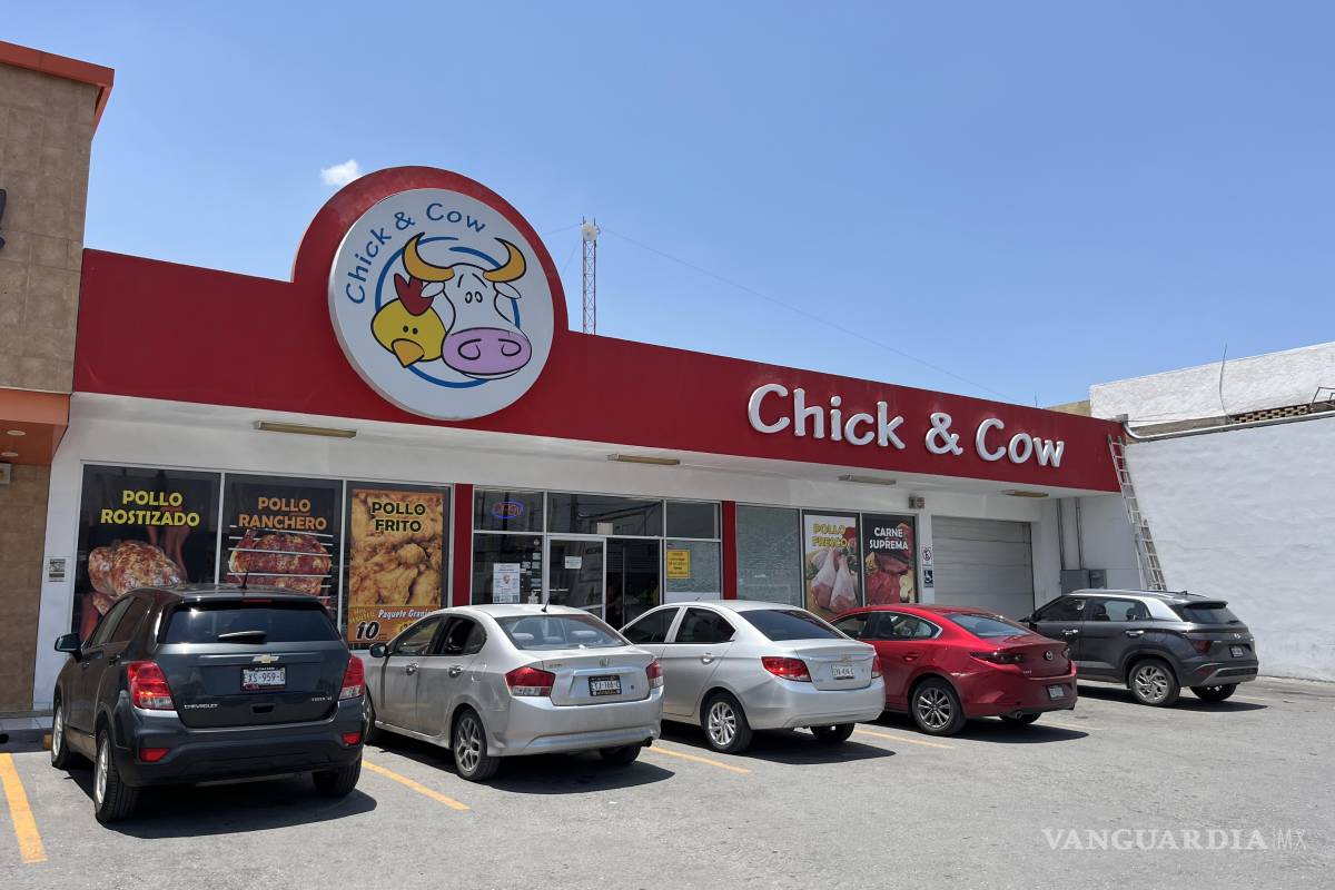 $!Clientes aseguran que salir a comer en familia se ha vuelto un lujo ocasional.