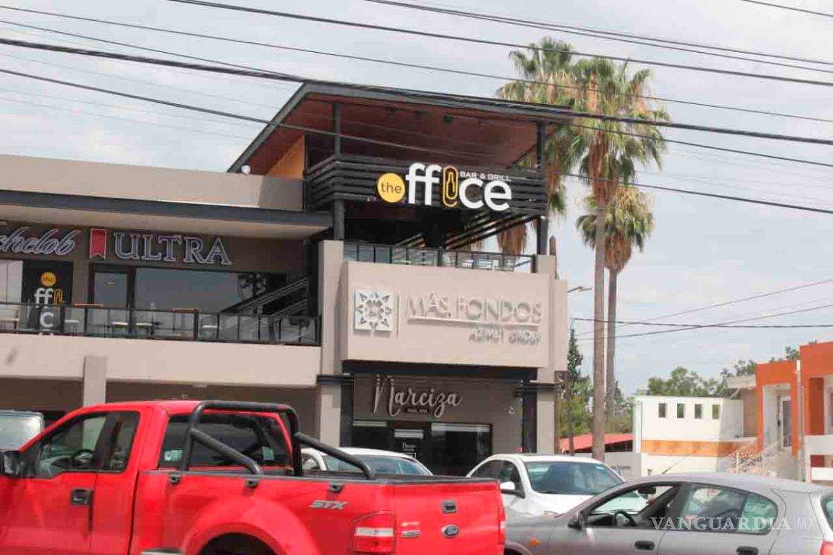 Suben casos COVID-19 y reducen horarios en bares de Monclova