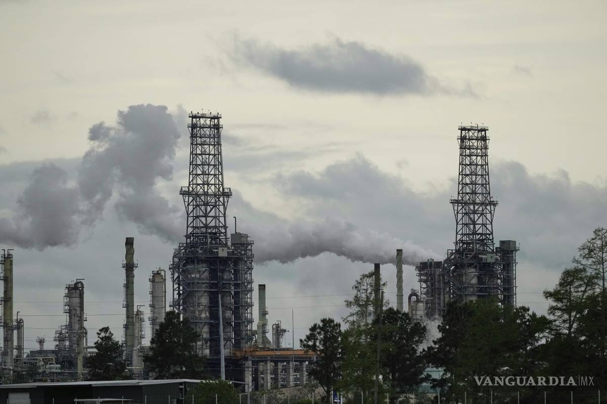 Cae precio del Crudo WTI por Negociaciones entre Estados Unidos e Irán: analista