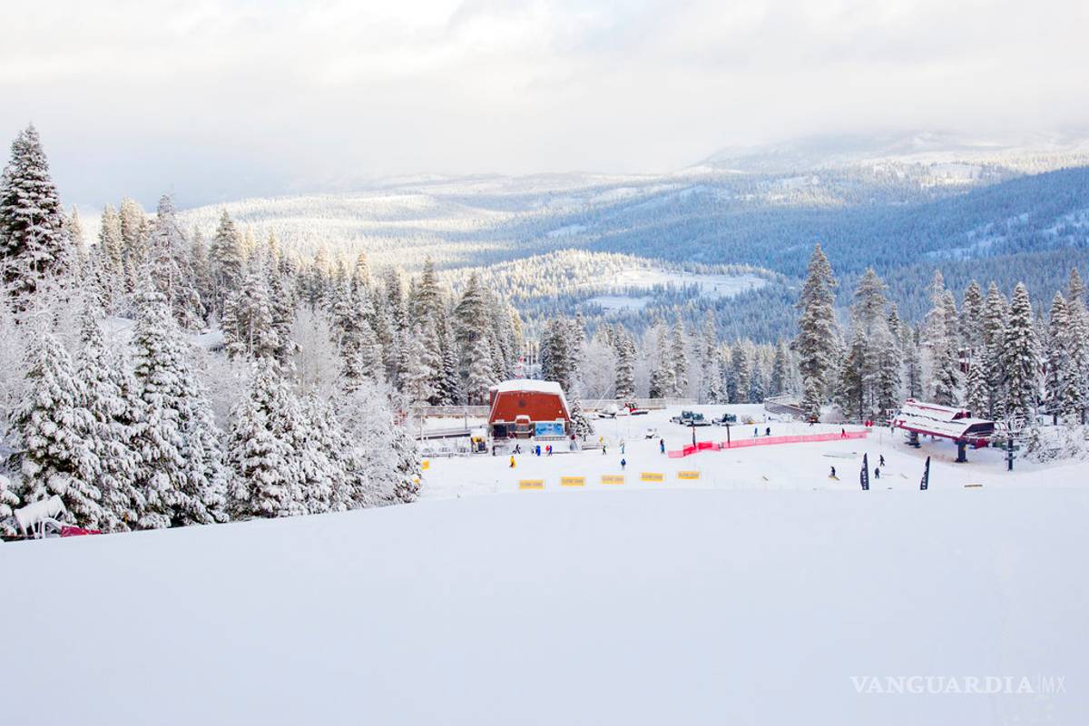 Casi 500 vuelos cancelados por tormenta de nieve en EU