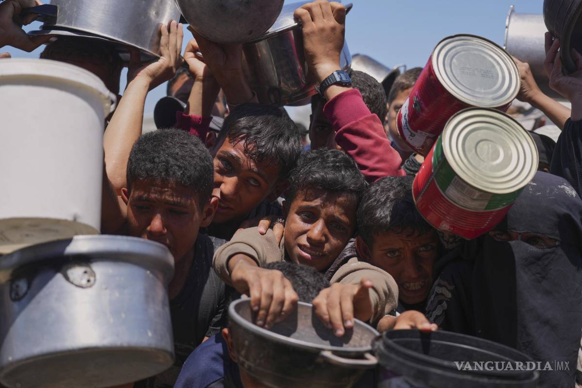 Israel abre fuego cerca del sitio de ayuda en Gaza y mata al menos tres personas