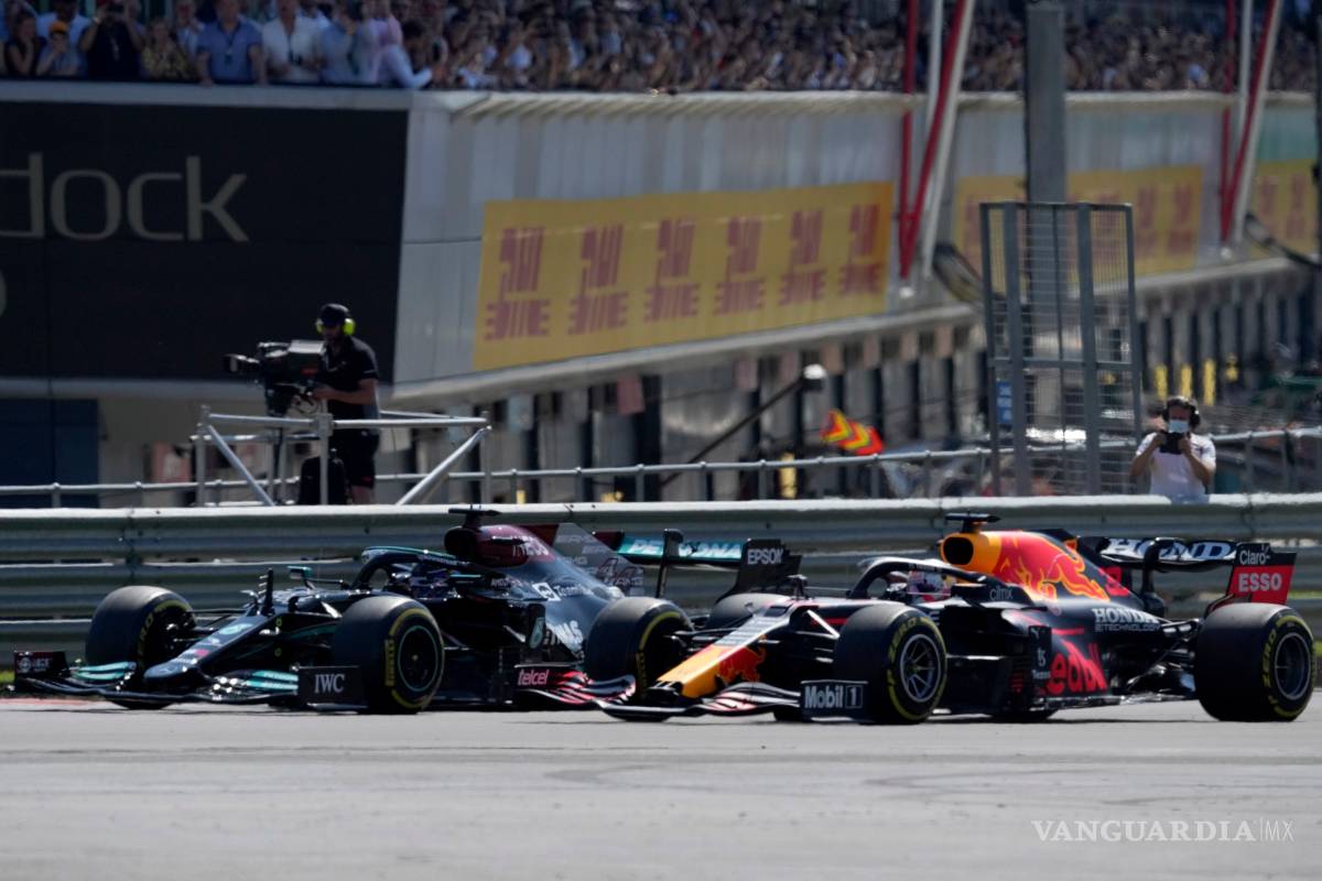 Red Bull presiona para que Hamilton tenga un castigo más severo tras el accidente contra Verstappen