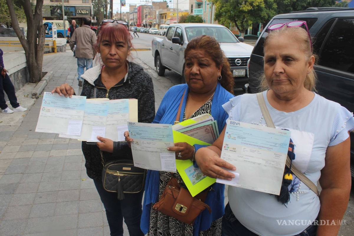 Abuelas de huérfanos por feminicidio en Torreón no han podido cobrar la beca educativa por que no tienen la custodia de sus nietos