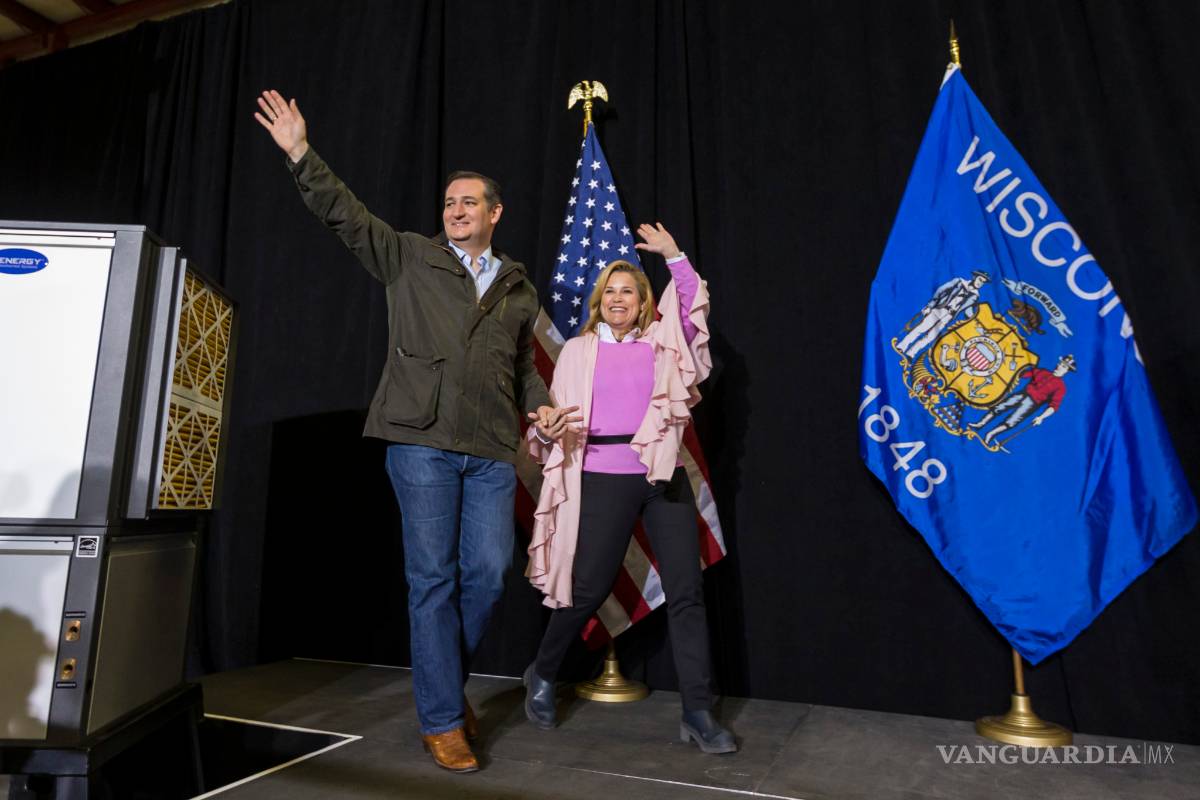 Furioso Ted Cruz ante ofensas de Donald Trump hacia Heidi Cruz