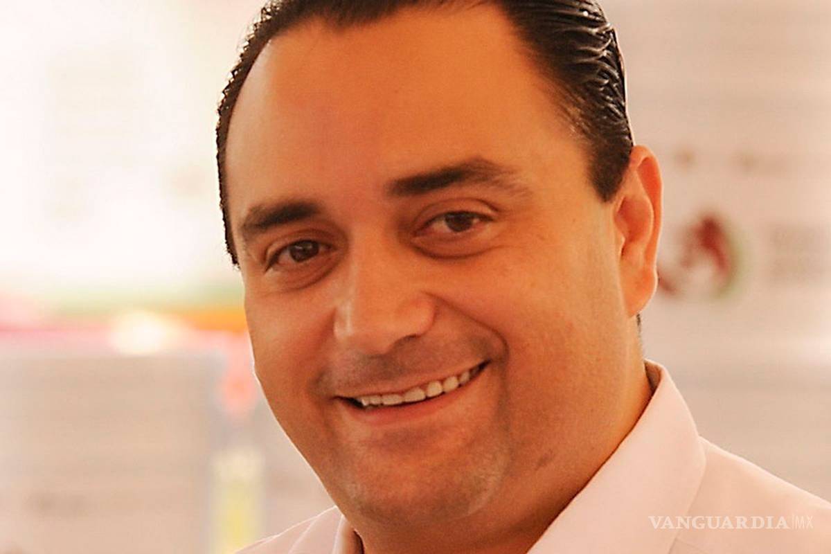 Borge ‘regaló’ licencias a su padre y prestanombres para vender bebidas alcohólicas