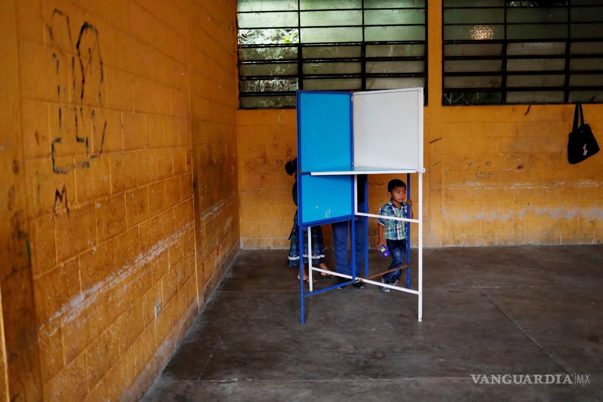 $!Pobreza, violencia y migración son los retos de Alejandro Giammattei, el nuevo presidente de Guatemala