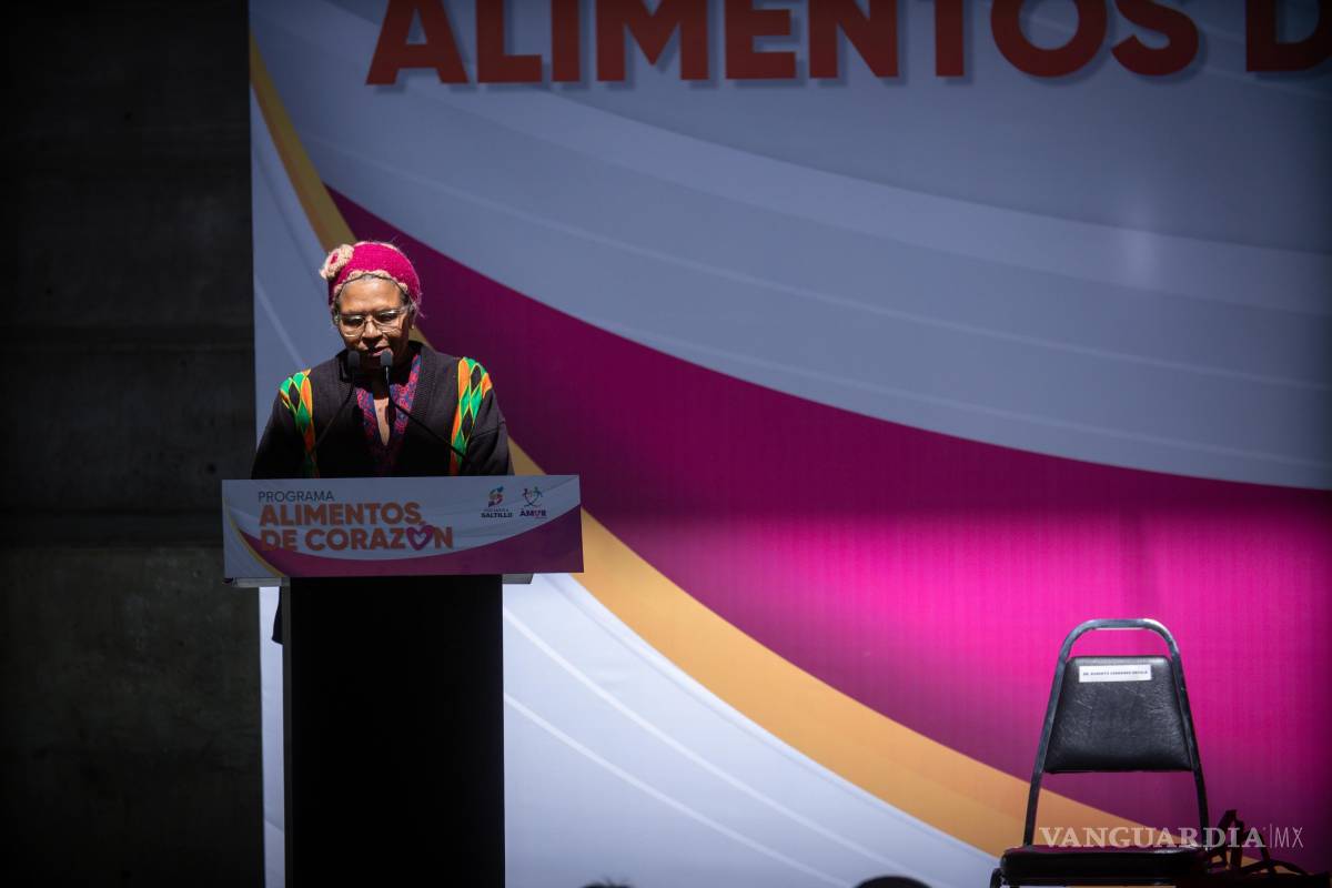 $!La señora Benita Ledezma Pérez agradeció los apoyos alimentarios entregados, destacando el respaldo del municipio a las familias de escasos recursos.