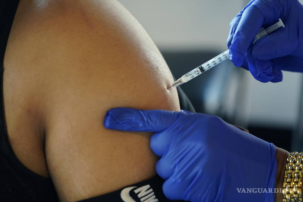 ¿Por qué prevalece la variante Ómicron?