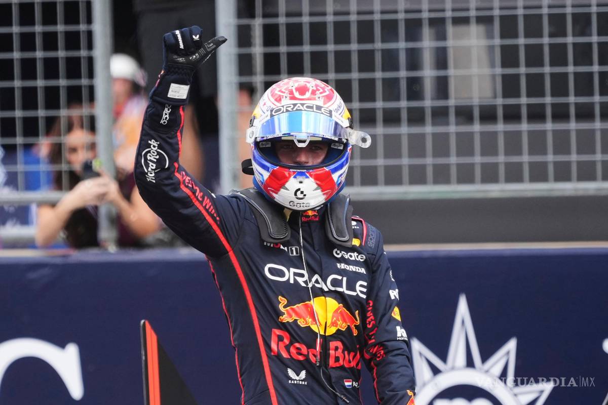 Verstappen conquista la sprint race de Austin tras el choque entre los McLaren