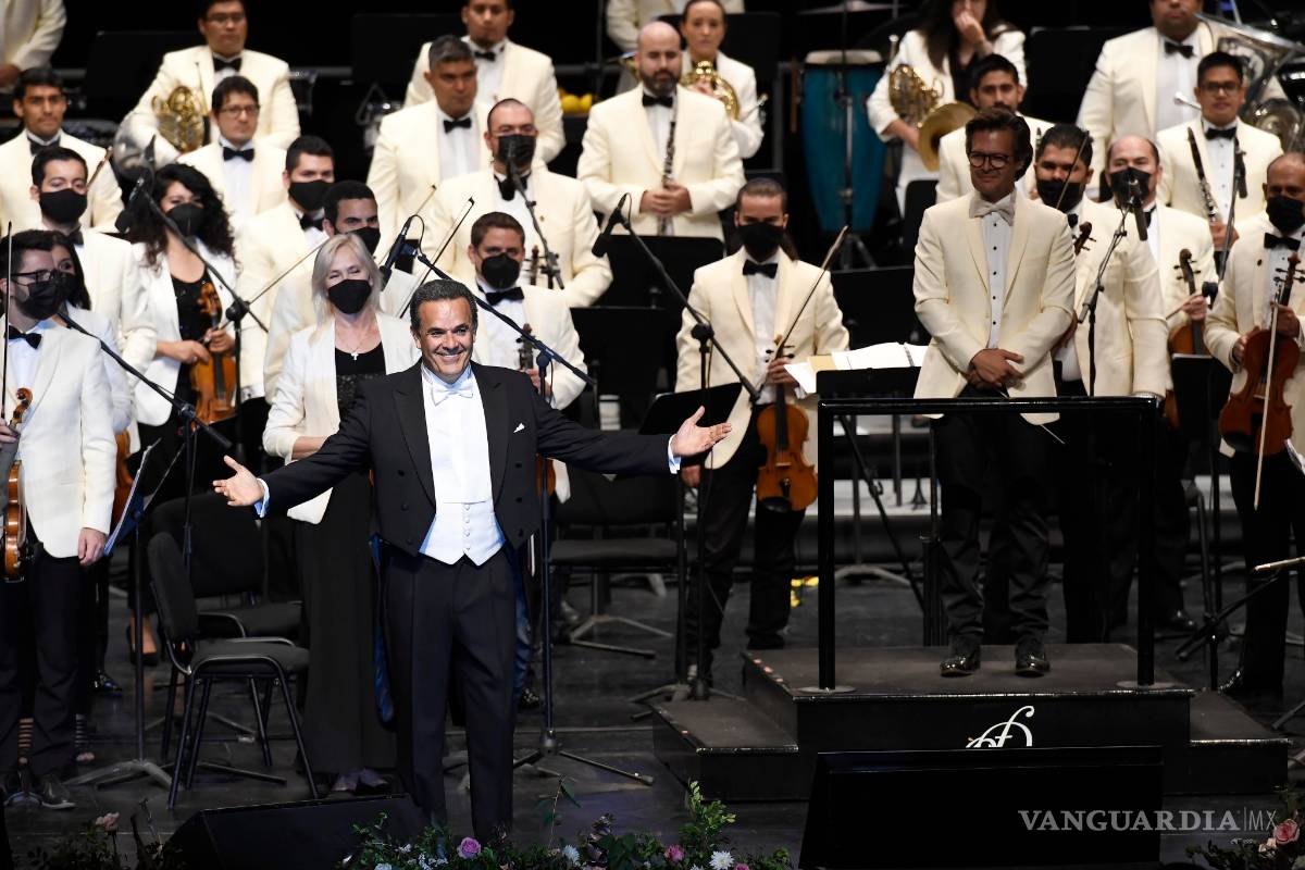 $!Celebra Fernando de la Mora su regreso a los escenarios en Saltillo