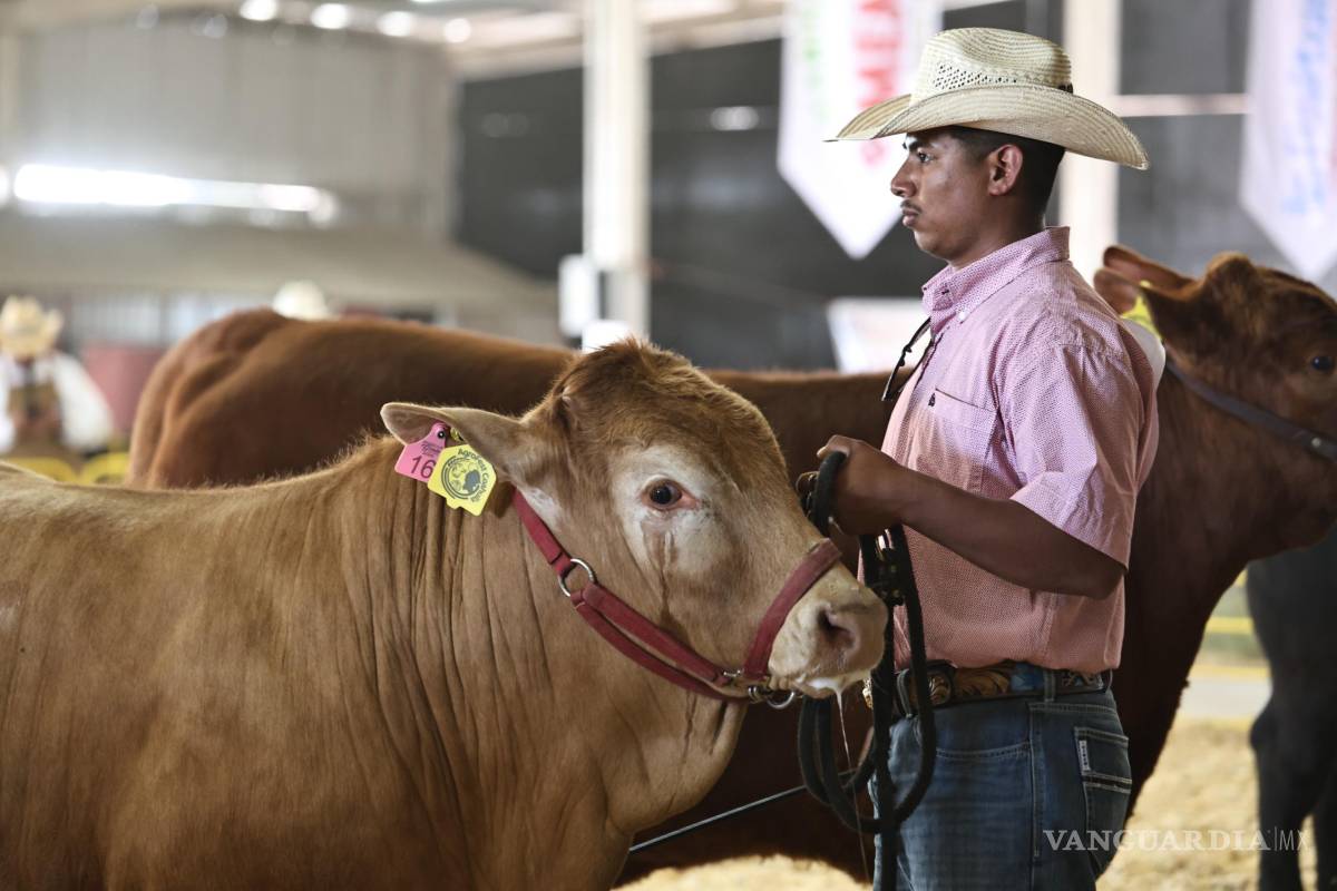 $!Cuenta con exposición agropecuaria.
