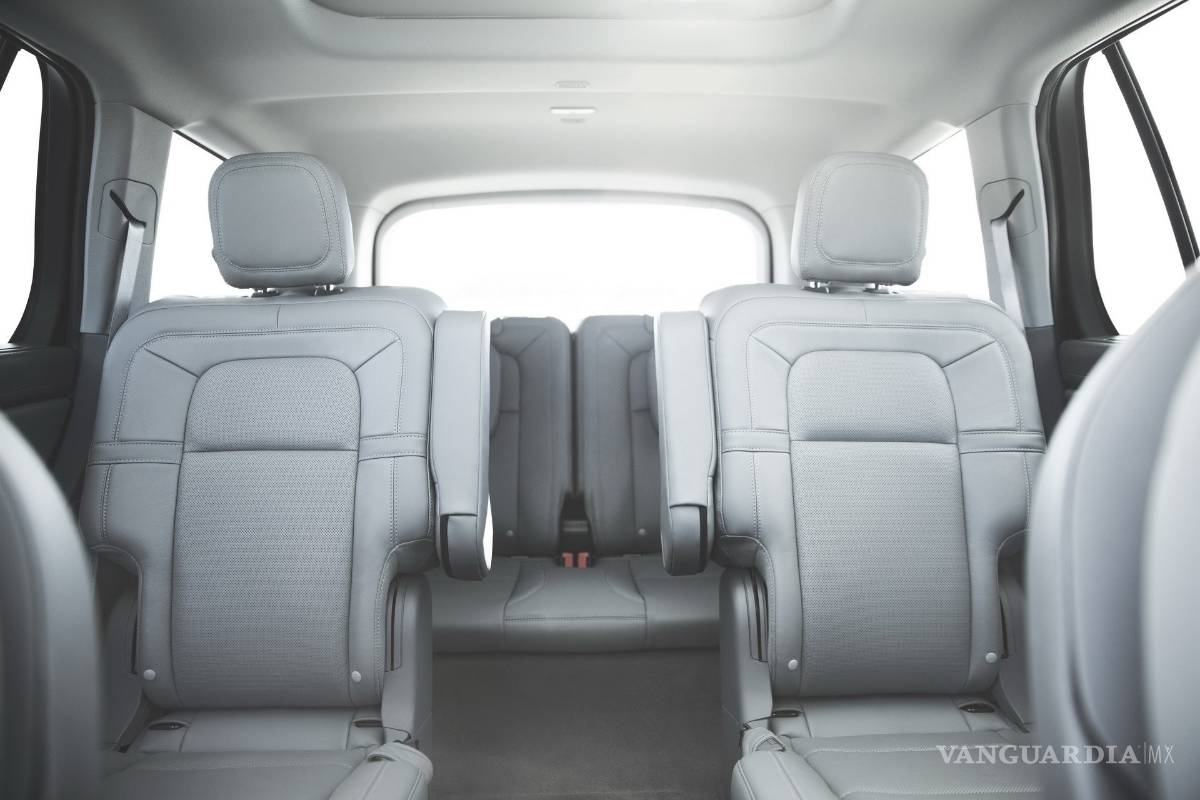 $!Así es el lujoso Lincoln Aviator que llegará a México