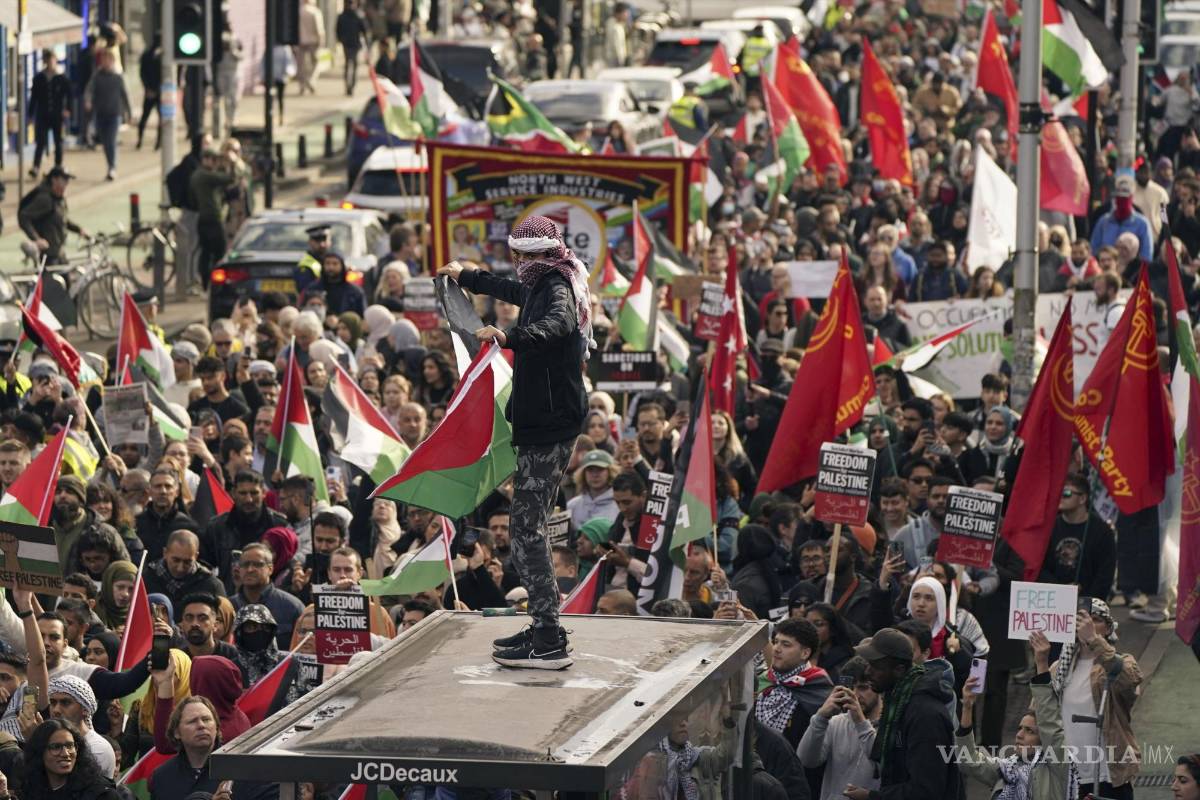 Estas son las imágenes de las protestas en varias ciudades del mundo tras el bombardeo al hospital Al Ahli en Gaza