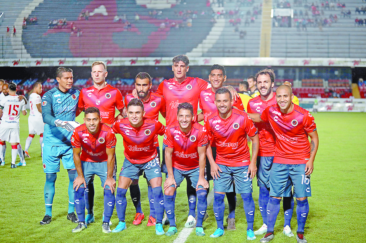 Por adeudos van en serio contra Tiburones de Veracruz