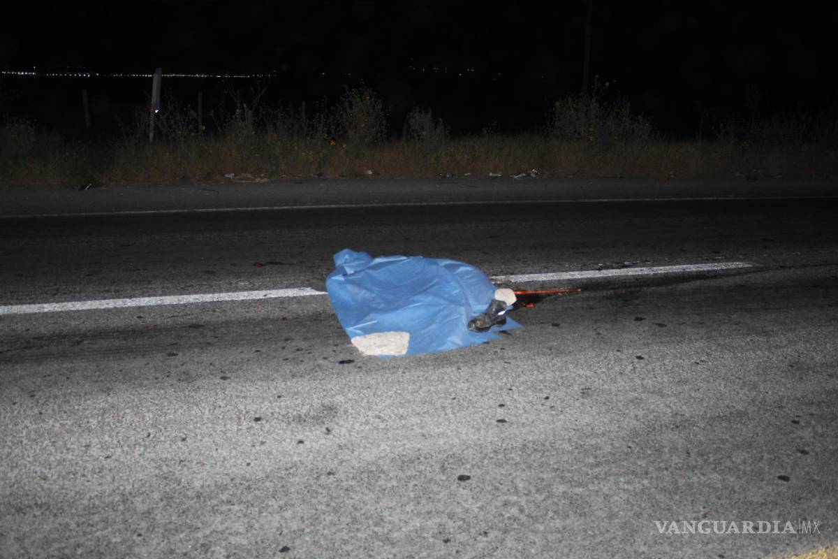 Muere hombre atropellado por varios autos en la carretera Monterrey-Saltillo