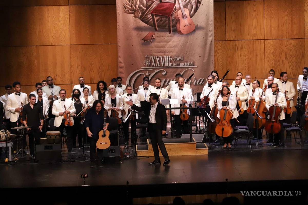 $!La OFDC complementó magistralmente la interpretación de De la Paz.