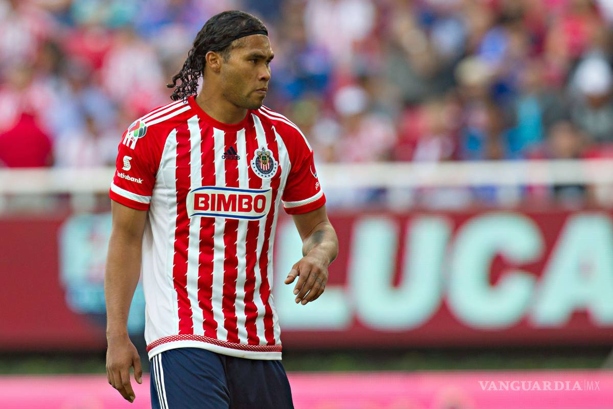 ¿De Chiva a Gallo? 'Gullit' sería refuerzo de Querétaro