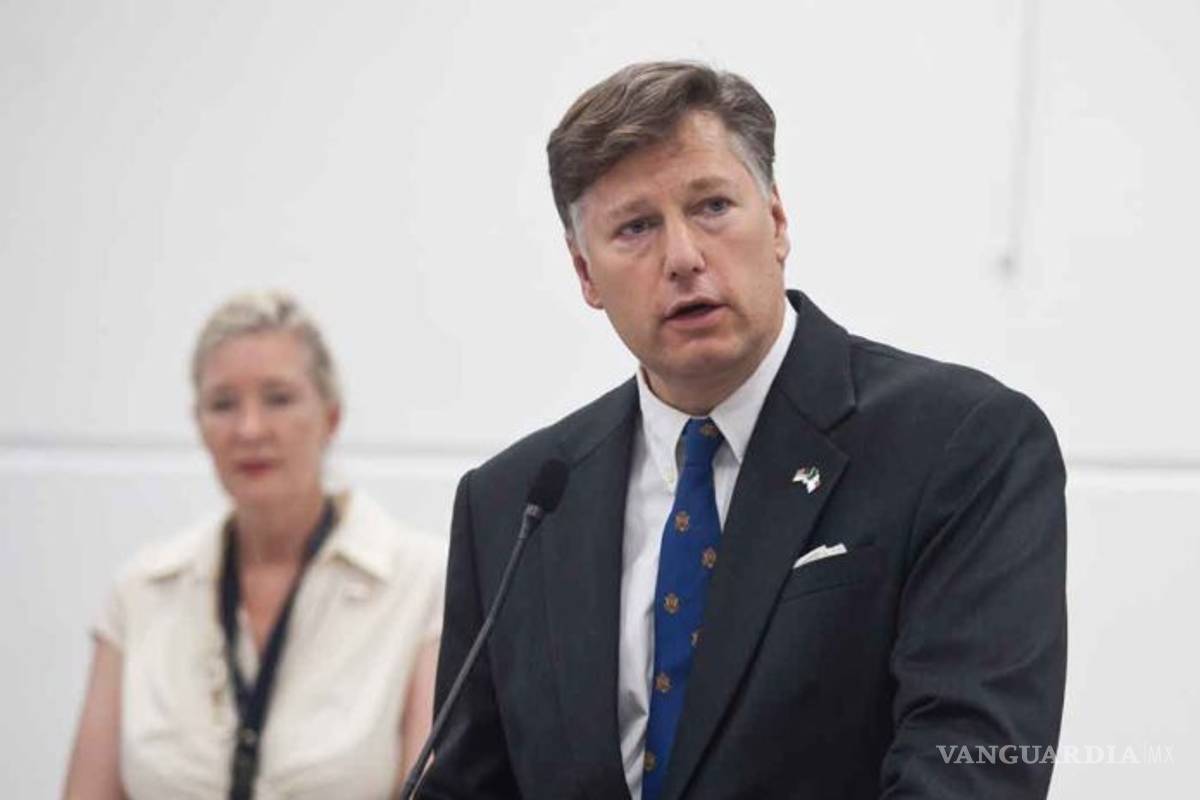 EU llama a connacionales en México a decidir dónde pasar la 'tormenta' por COVID-19