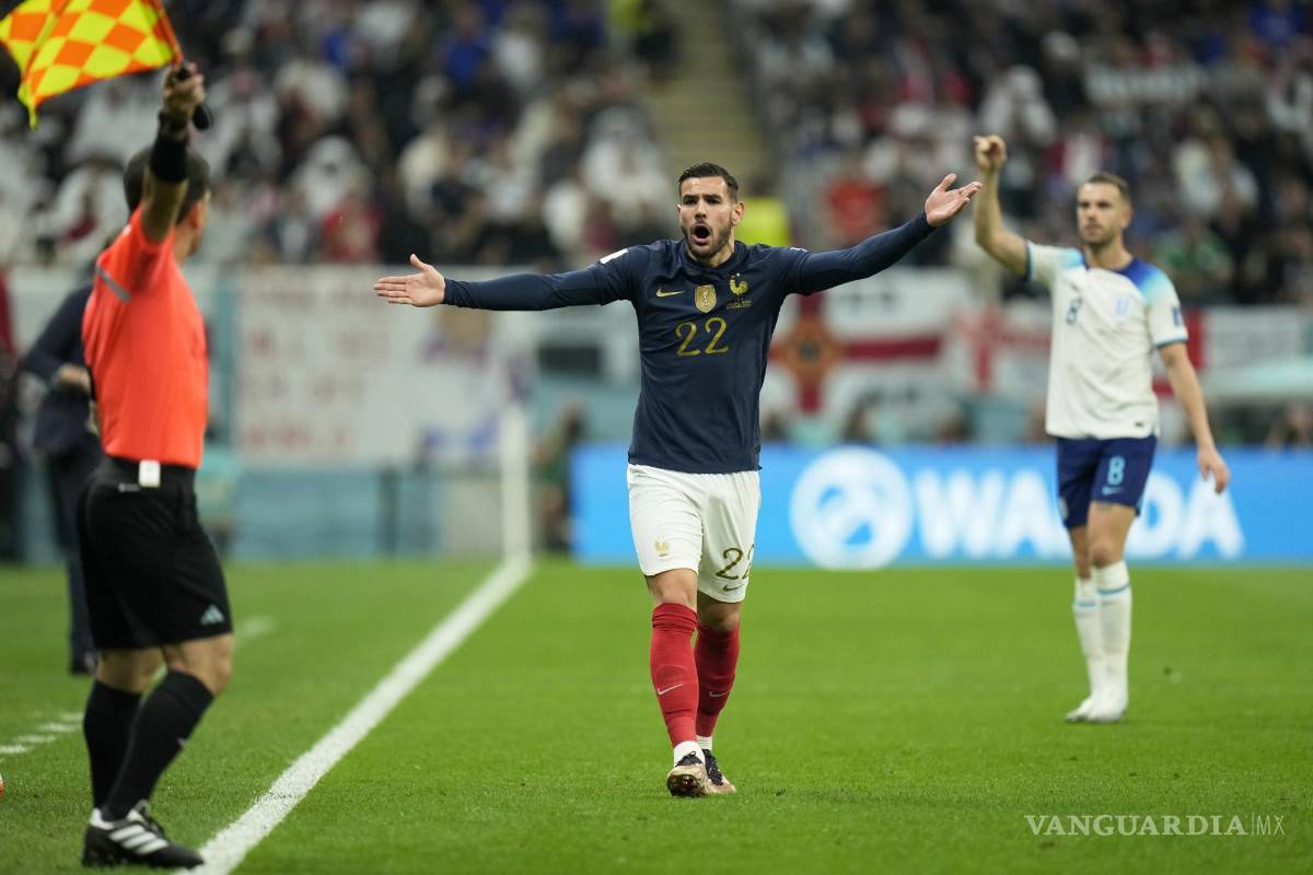 $!El partido se ha pausado en los últimos minutos por diversas faltas.