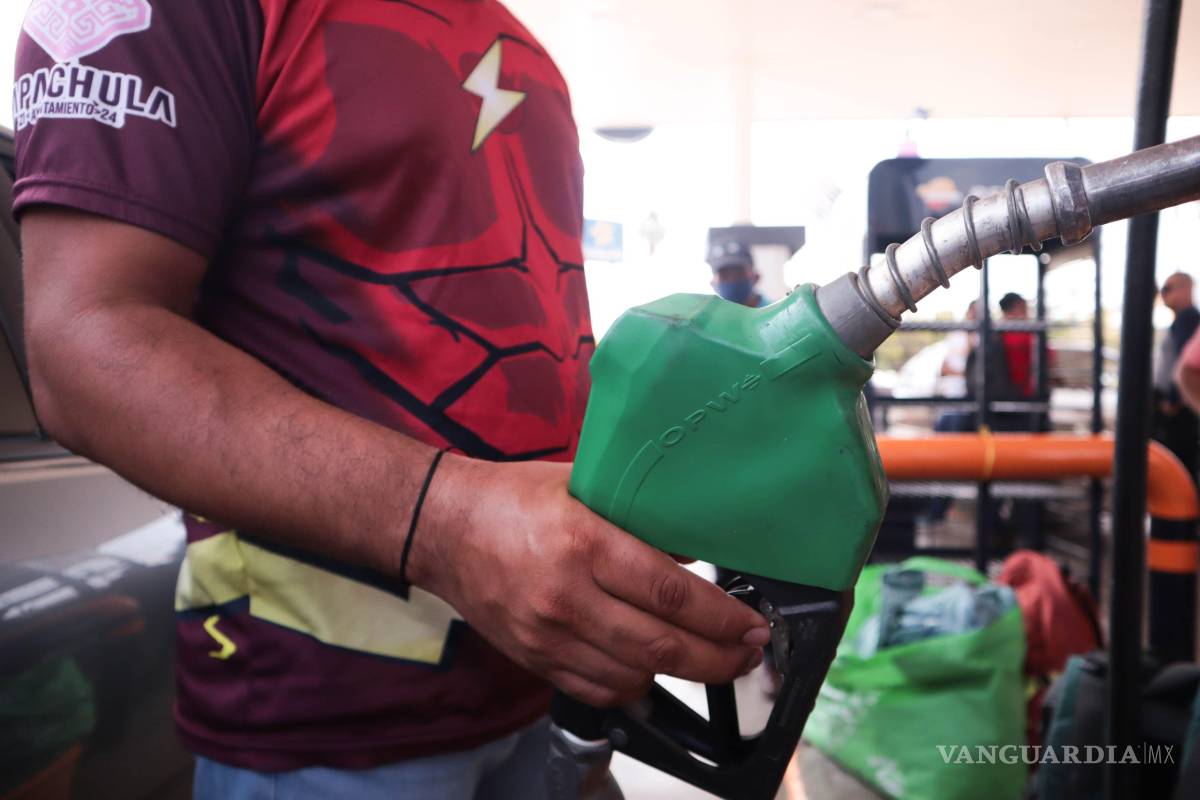 Va Claudia Sheinbaum por gasolina debajo de 24 pesos por litro