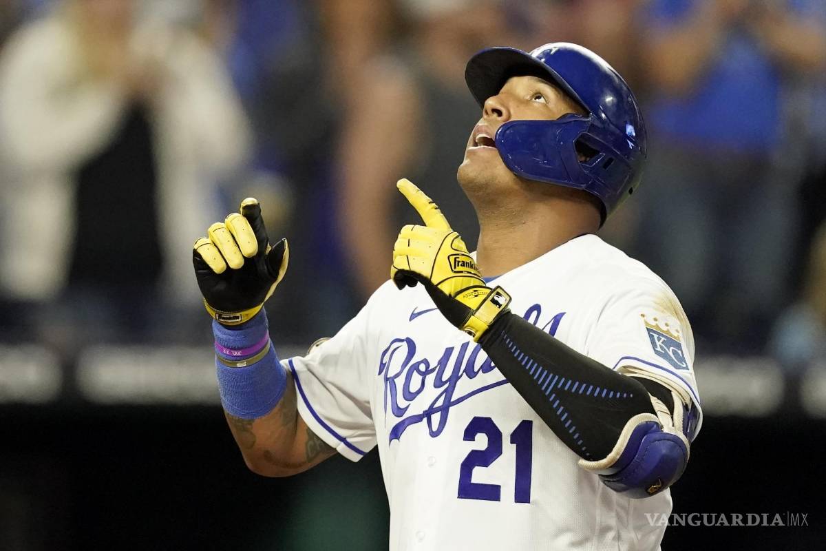 Salvador Pérez; máquina de dar batazos logra 45 jonrones