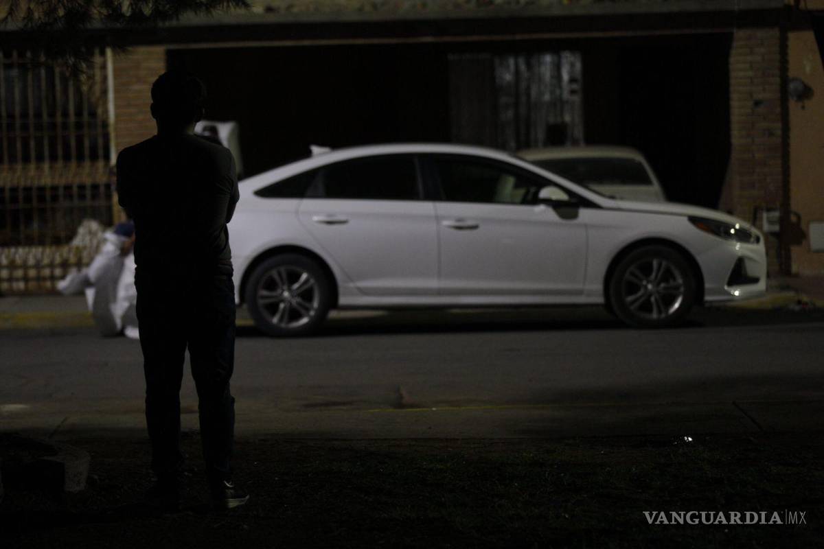 $!Los hechos fueron reportados al 911 y al lugar acudieron elementos de la Fiscalía General del Estado para tomar conocimiento del deceso.