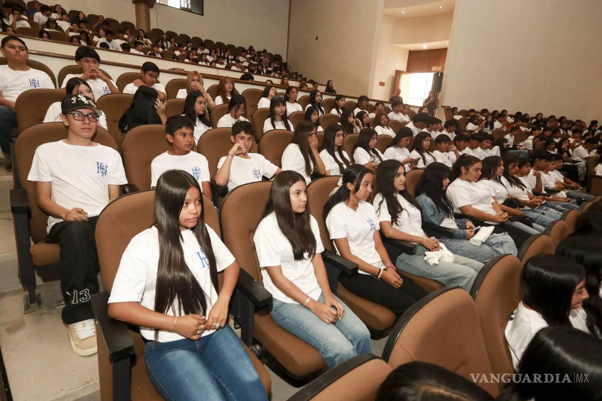 $!La bienvenida se llevó a cabo en el Aula Magna “José María Fraustro Siller” con autoridades universitarias y directivos del ICH.