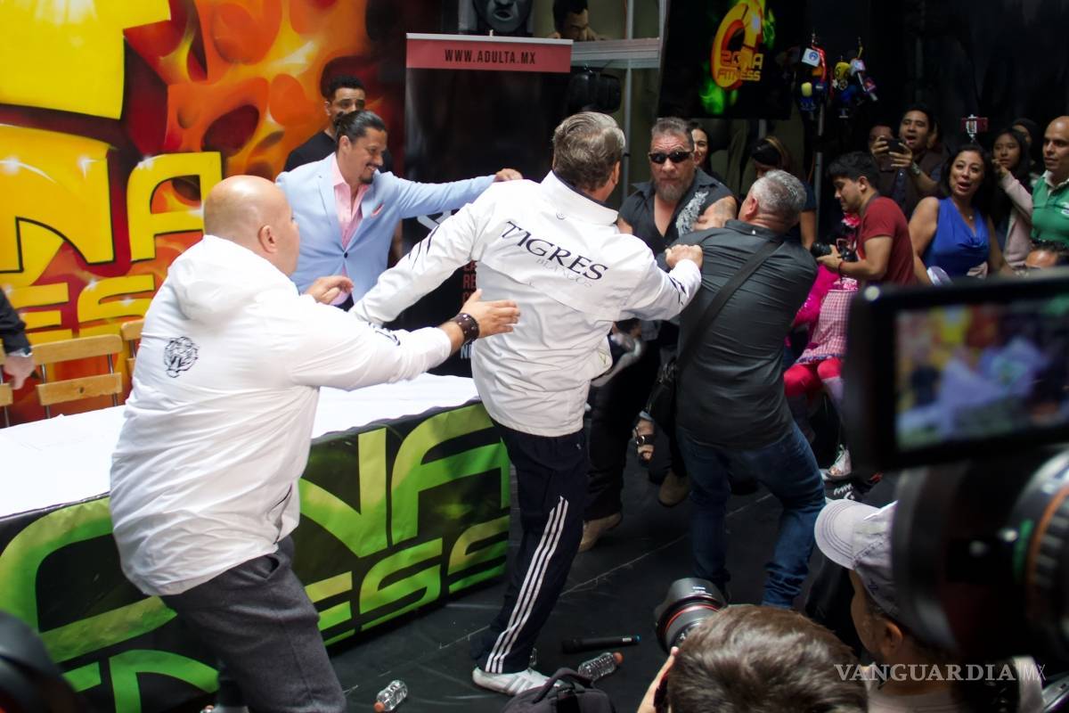 Pleito de Carlos Trejo y Alfredo Adame inspira cumbia