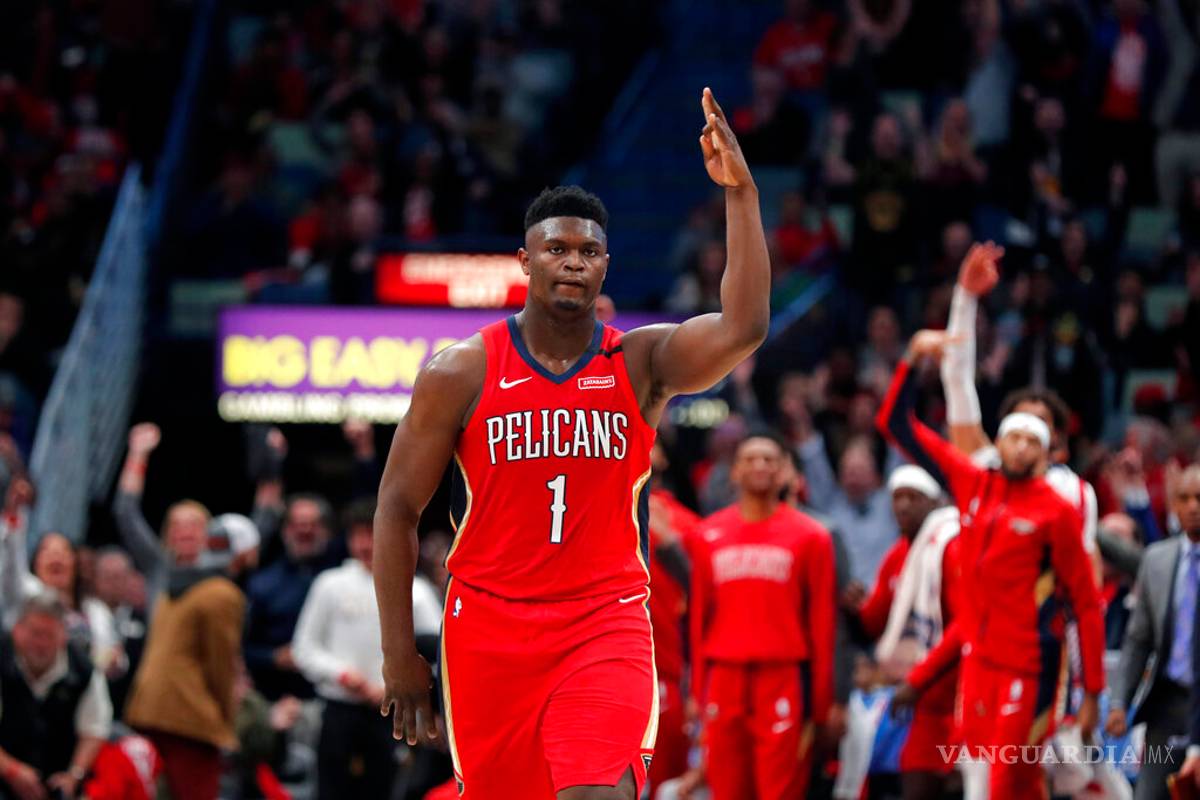 Zion Williamson dio sus primeras pinceladas de talento en su debut en la NBA