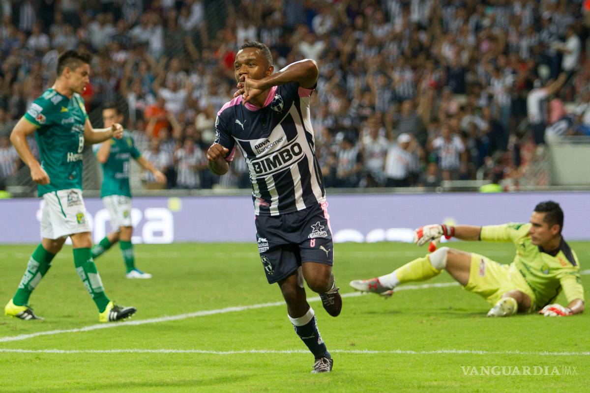 Rayados con la obligación en medio de la tormenta