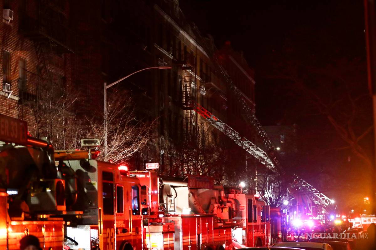 Incendio en el Bronx deja al menos 12 muertos; &quot;el peor&quot; en décadas, dice el alcalde de NY