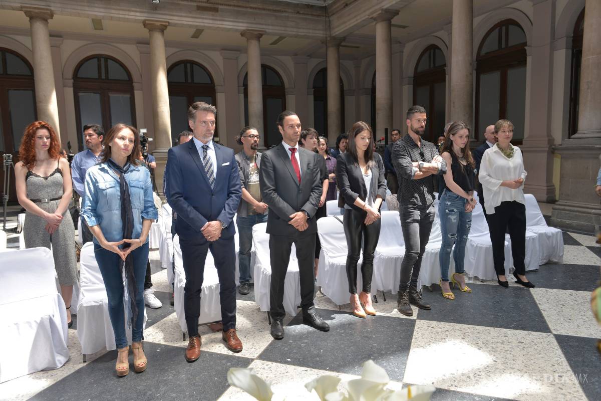 Dan claquetazo a 'Nada Personal', proyecto de TV Azteca