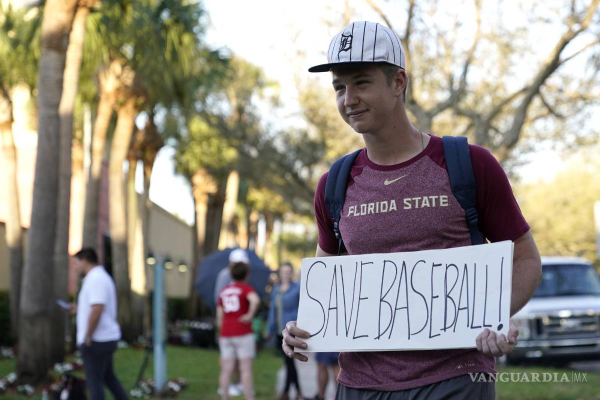 Negociaciones entre MLB y jugadores llegan al límite