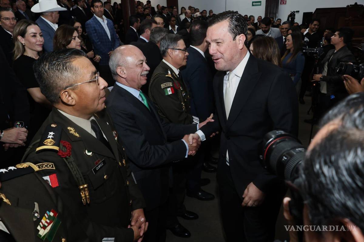 $!Legisladores y representantes de distintas dependencias acudieron a la presentación del informe anual de la Fiscalía.