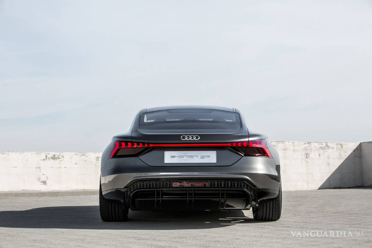 $!Audi e-tron GT Concept, eléctrico que da 590 hp y 400 km de autonomía... y 240 km/h