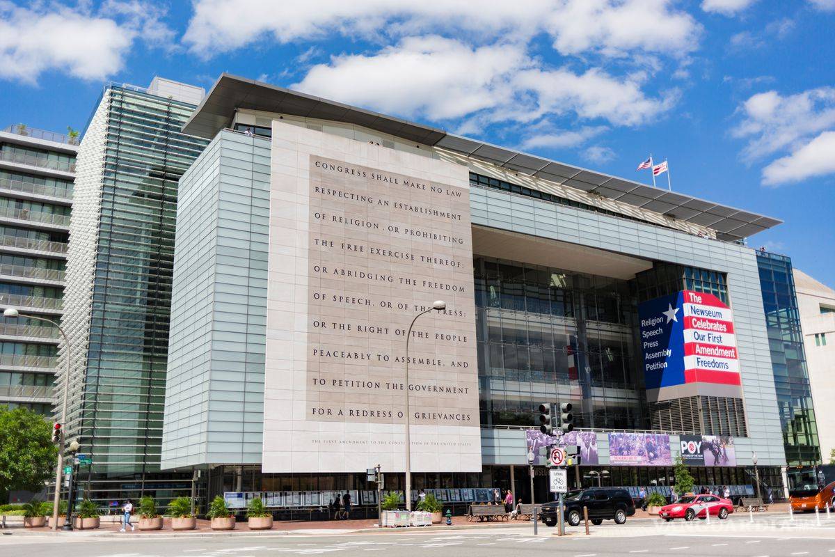 A fin de año cerrará museo de prensa Newseum en Washington; es financieramente insostenible