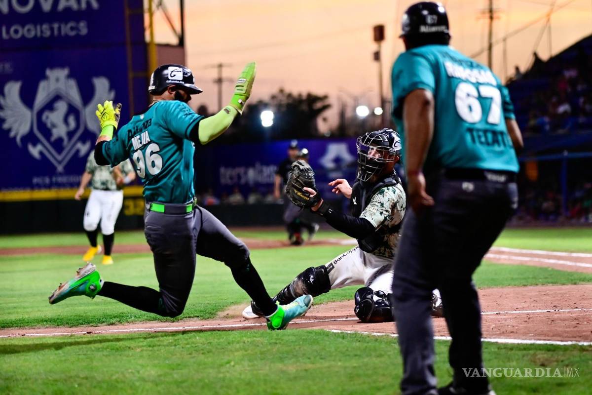 $!La Nave Verde esta vez no se estrelló contra el acero en Monclova.