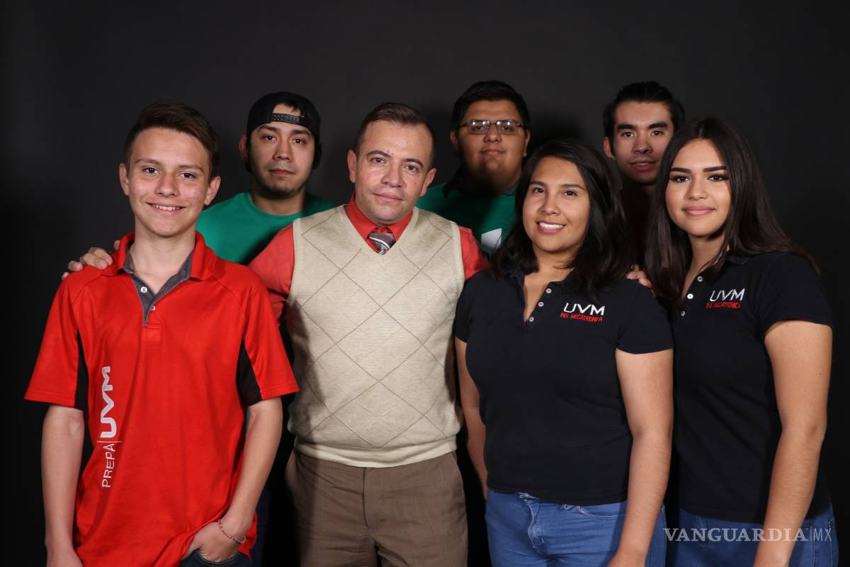 Estudiante ganador de RobotiX FIARE asesora concurso de UVM